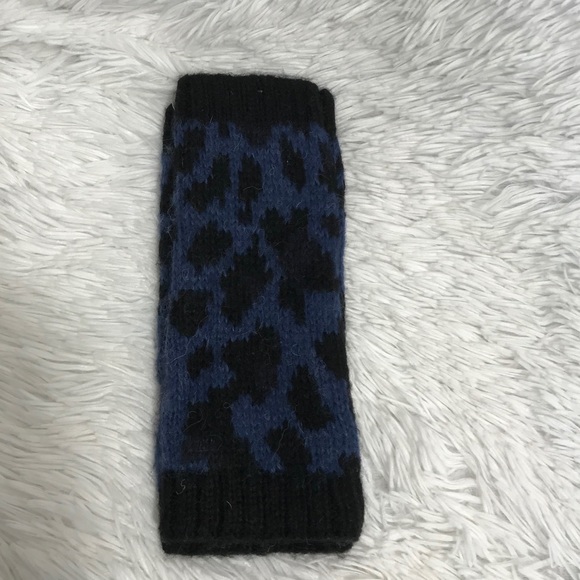 New Kate Spade Leopard Beanie & Handwarmer Set